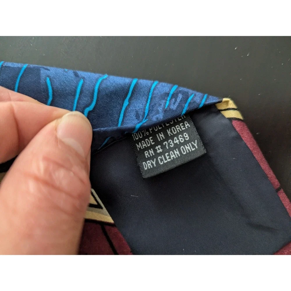 Vintage Looney Tunes Mania Tie‎ Necktie Korea Made Bugs Bunny Taz Pepe